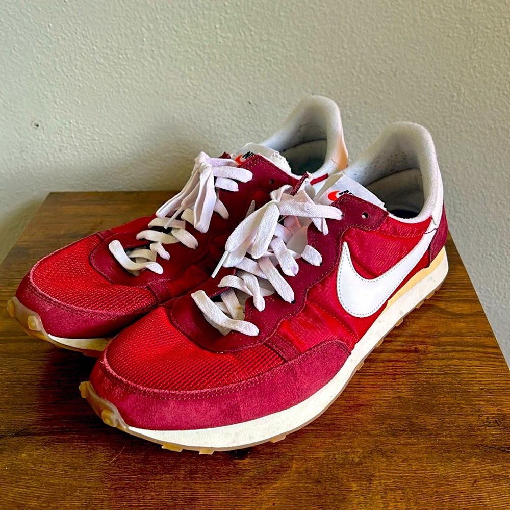 Red Nike size 12 men’s well-worn, but in good shape